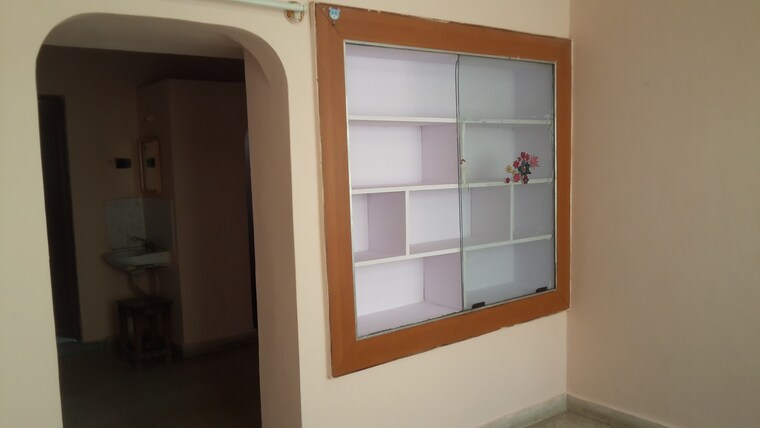 Room, rt nagar 2 Bedroom 770 Sq.Ft. Independent House In Rt Nagar Bangalore 9386817