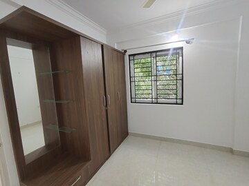 Room in 2 BHK Builder Floor at Reliaable Lifestyle, Hsr Layout – for Rent