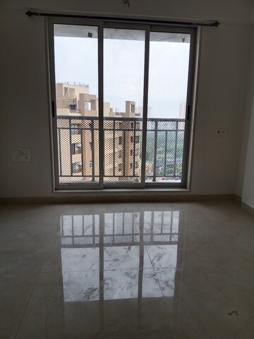 2 BHK Apartment For Rent in Vihang Vermont, Ghodbunder Road
