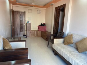 2 BHK Apartment For Rent in Samar Heights, Antop Hill