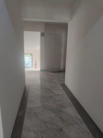 Room in 3 BHK Apartment at Sukhwani Euphoria, Baner – for Rent