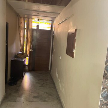 Building Lobby in 4 BHK Apartment at IFCI Park View Apartment, Sector 46 – for Rent