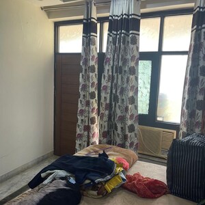 Living Room in 4 BHK Apartment at IFCI Park View Apartment, Sector 46 – for Rent