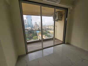 Room in 2 BHK Apartment at Lower Parel – for Rent