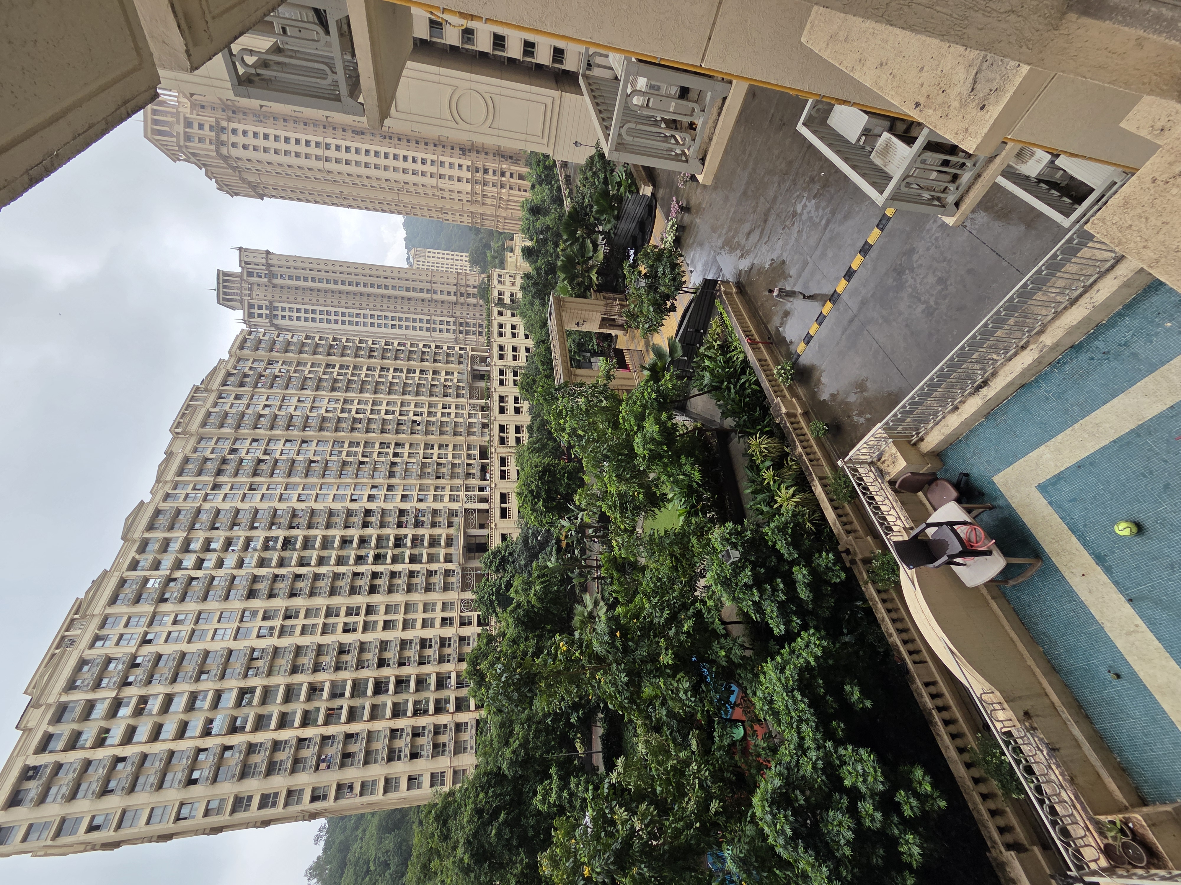 1 BHK 379 Sq.Ft. Apartment in Hiranandani Regent Hill