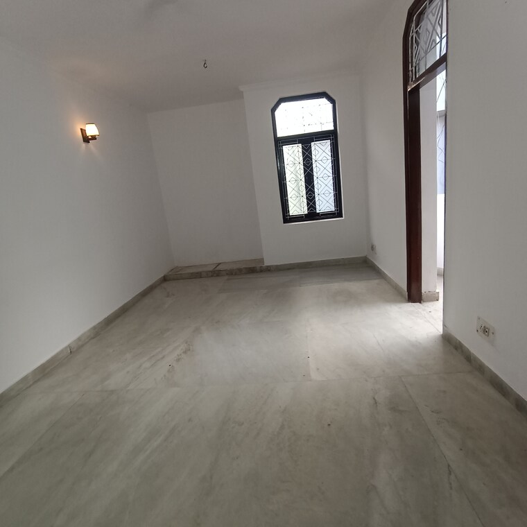 Room, kalkaji 3 Bedroom 2000 Sq.Ft. Builder Floor In Kalkaji Delhi 9386914
