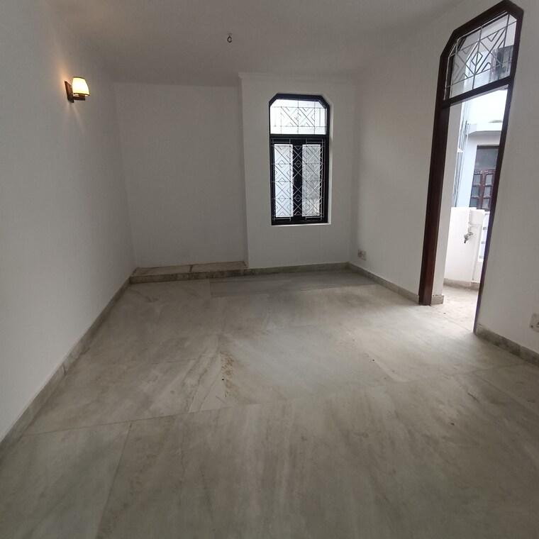 Room, kalkaji 3 Bedroom 1900 Sq.Ft. Builder Floor In Kalkaji Delhi 9386926