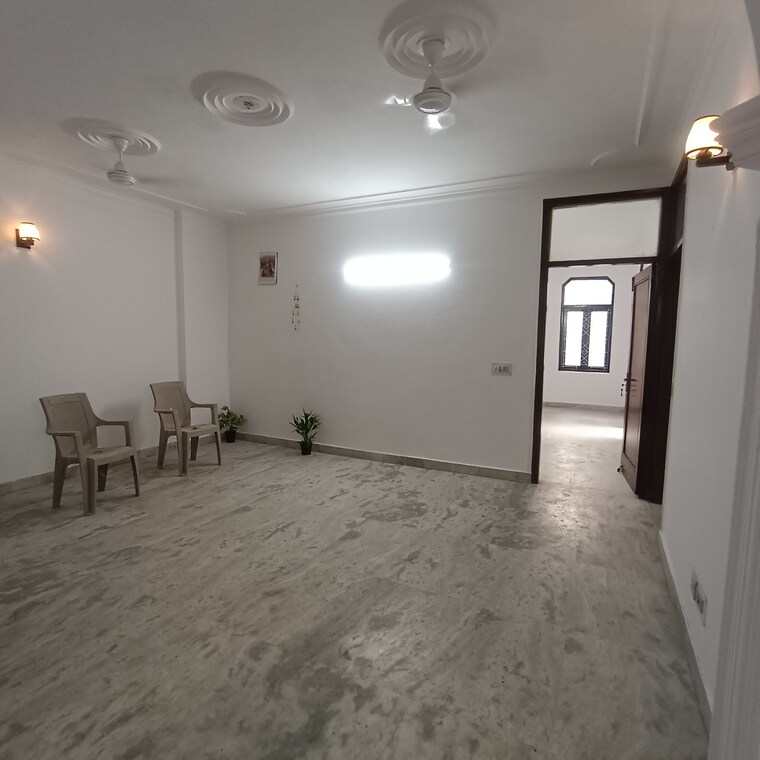Room, kalkaji 3 Bedroom 1900 Sq.Ft. Builder Floor In Kalkaji Delhi 9386926