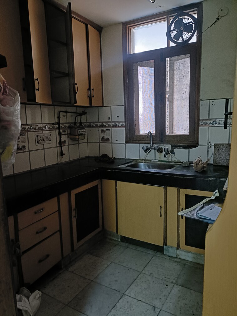 Kitchen, abhiyanta-apartment 2 Bedroom 1100 Sq.Ft. Apartment In Vasundhara Enclave Delhi 9386930