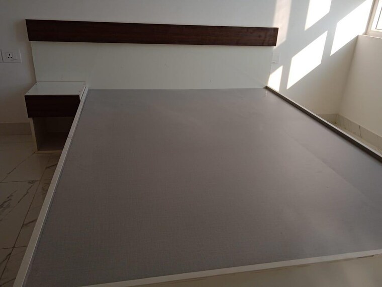 Room, l-t-raintree-boulevard 3 Bedroom 1345 Sq.Ft. Apartment In Hebbal Bangalore 9386920