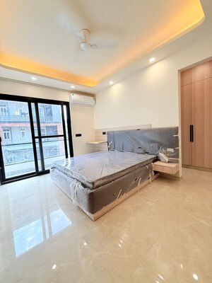 Bedroom in 3 BHK Builder Floor at Saket – for Rent