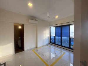Room in 2 BHK Apartment at Kanakia Hollywood, Versova – for Sale