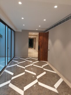 6+ BHK Villa For Sale in Vasant Vihar