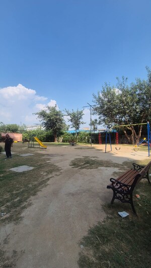 3 BHK Apartment For Rent in Sarvome Shree Homes, Sector 45