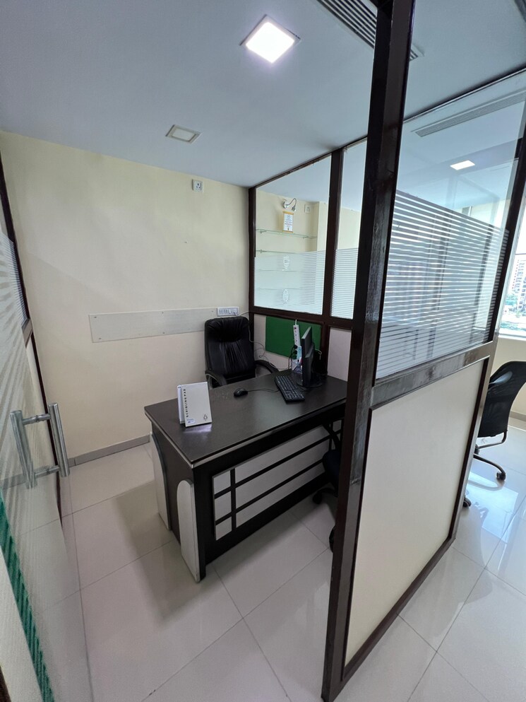 Team Area, kharghar-landmark-chs Commercial Office Space 1200 Sq.Ft. In Kharghar Sector 6 Navi Mumbai 9386996