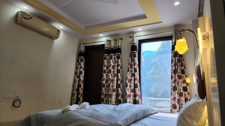 Bedroom, greater kailash i 3 Bedroom 1900 Sq.Ft. Builder Floor In Greater Kailash I Delhi 9387003