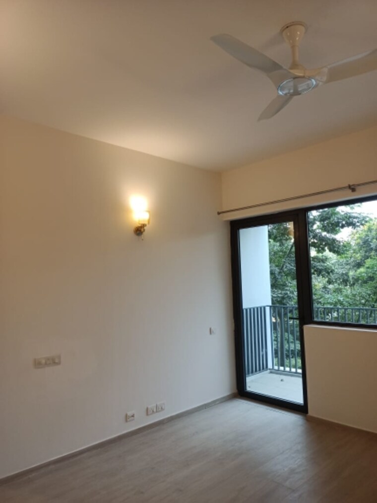 Room, smart-world-orchard 3 Bedroom 1680 Sq.Ft. Apartment In Sector 61 Gurgaon 9387021