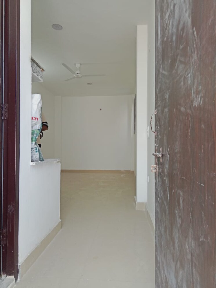 Bathroom, saket 1 RK 350 Sq.Ft. Builder Floor In Saket Delhi 9387026