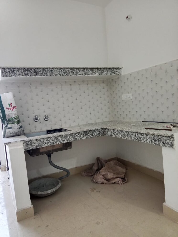 Bathroom, saket 1 RK 350 Sq.Ft. Builder Floor In Saket Delhi 9387026