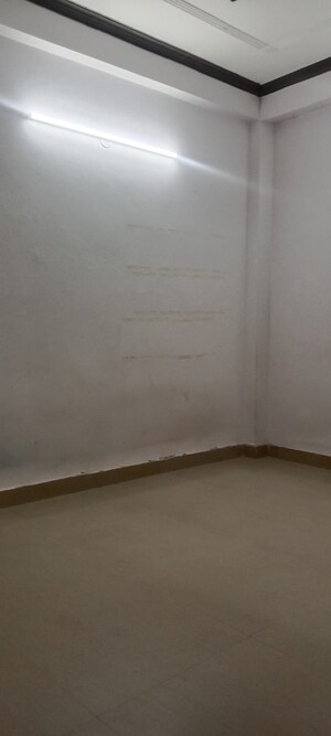 Room in 2 BHK Builder Floor at Saket – for Rent