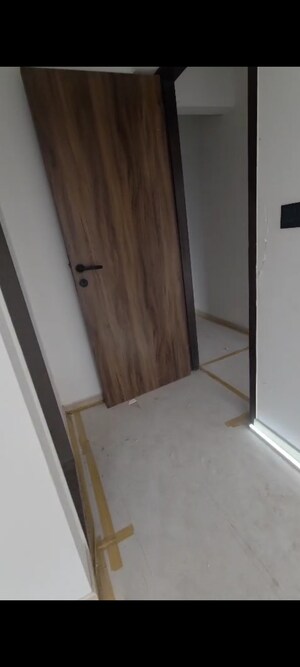 Room in 3 BHK Apartment at Sambhav Brightland, Bandra West – for Rent