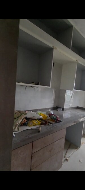 Furnished Amenities in 3 BHK Apartment at Sambhav Brightland, Bandra West – for Rent