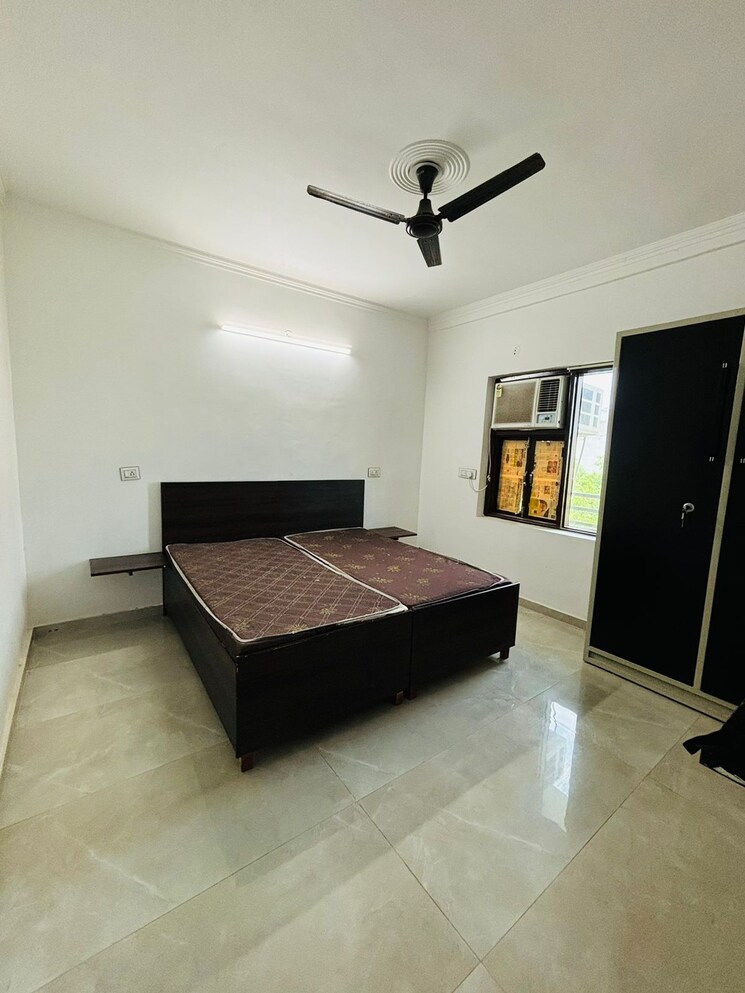 Living Room, sector 52 1 Bedroom 732 Sq.Ft. Builder Floor In Sector 52 Gurgaon 9387048