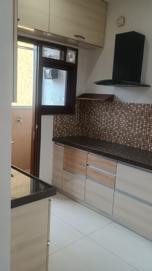 Kitchen in 3.5 BHK Apartment at Amanora Adreno Towers, Hadapsar – for Rent