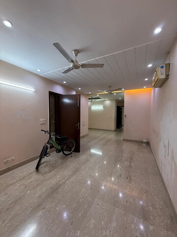 Living Room in 3 BHK Builder Floor at Kalkaji – for Rent