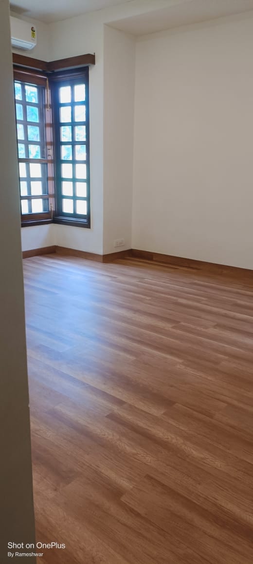 4 BHK + Servant Room Builder Floor For Rent in Hazrat Nizamuddin
