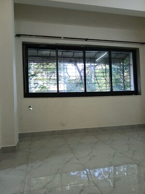 Room in 2 BHK Apartment at Goregaon Vivan, Goregaon West – for Rent