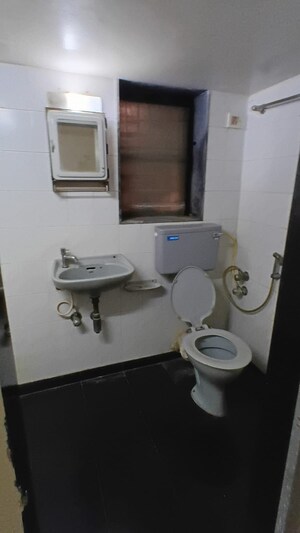 3 BHK Apartment For Rent in Goregaon West View CHS, Goregaon West