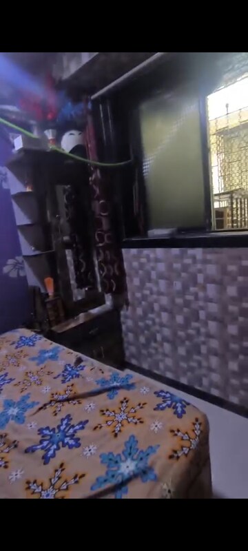 Bedroom in 1 BHK Independent House at Navghar Gaon – for Sale