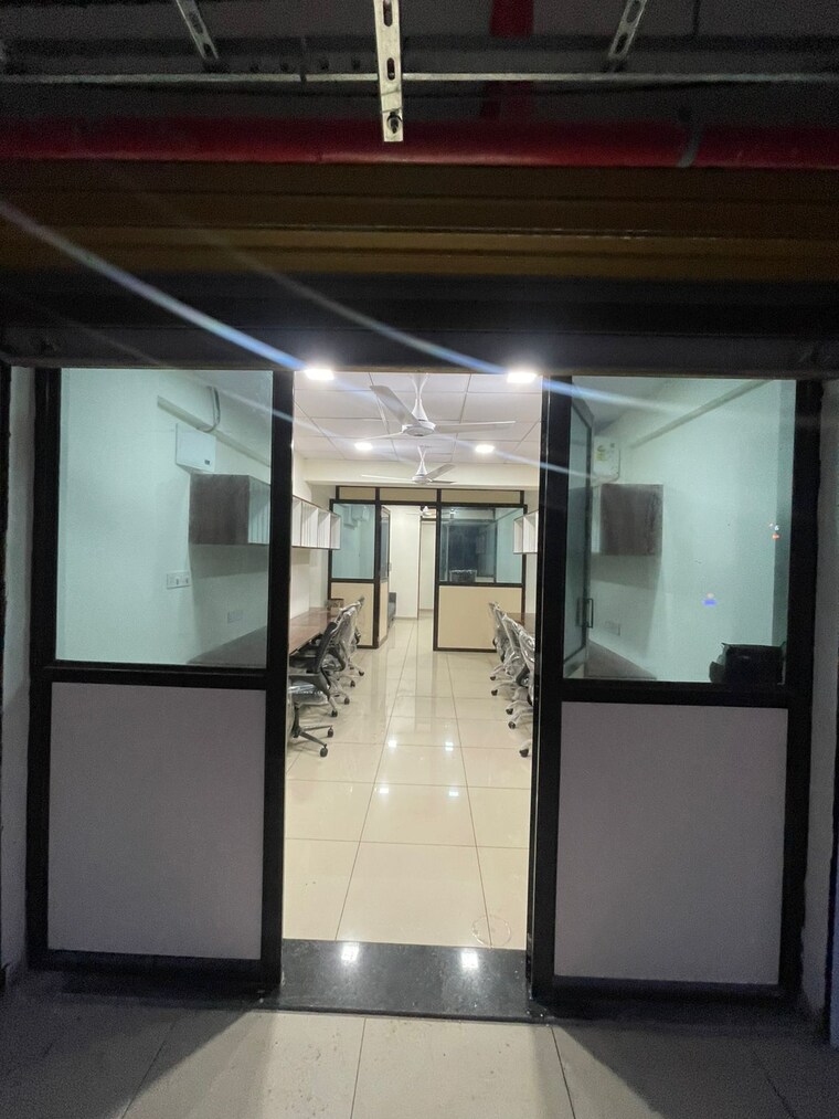 undefined, jetalpur Commercial Office Space 500 Sq.Ft. In Jetalpur Vadodara 9387128