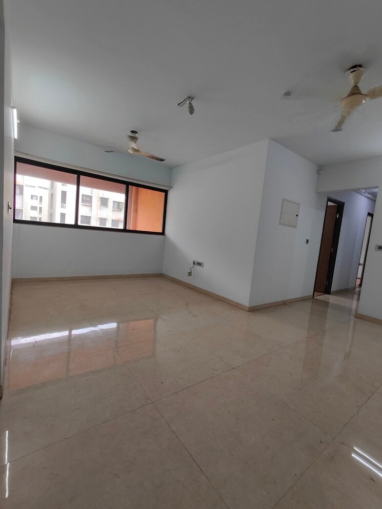 Living Room, lodha-palava-city-lakeshore-greens 3 Bedroom 817 Sq.Ft. Apartment In Dombivli East Thane 9387148