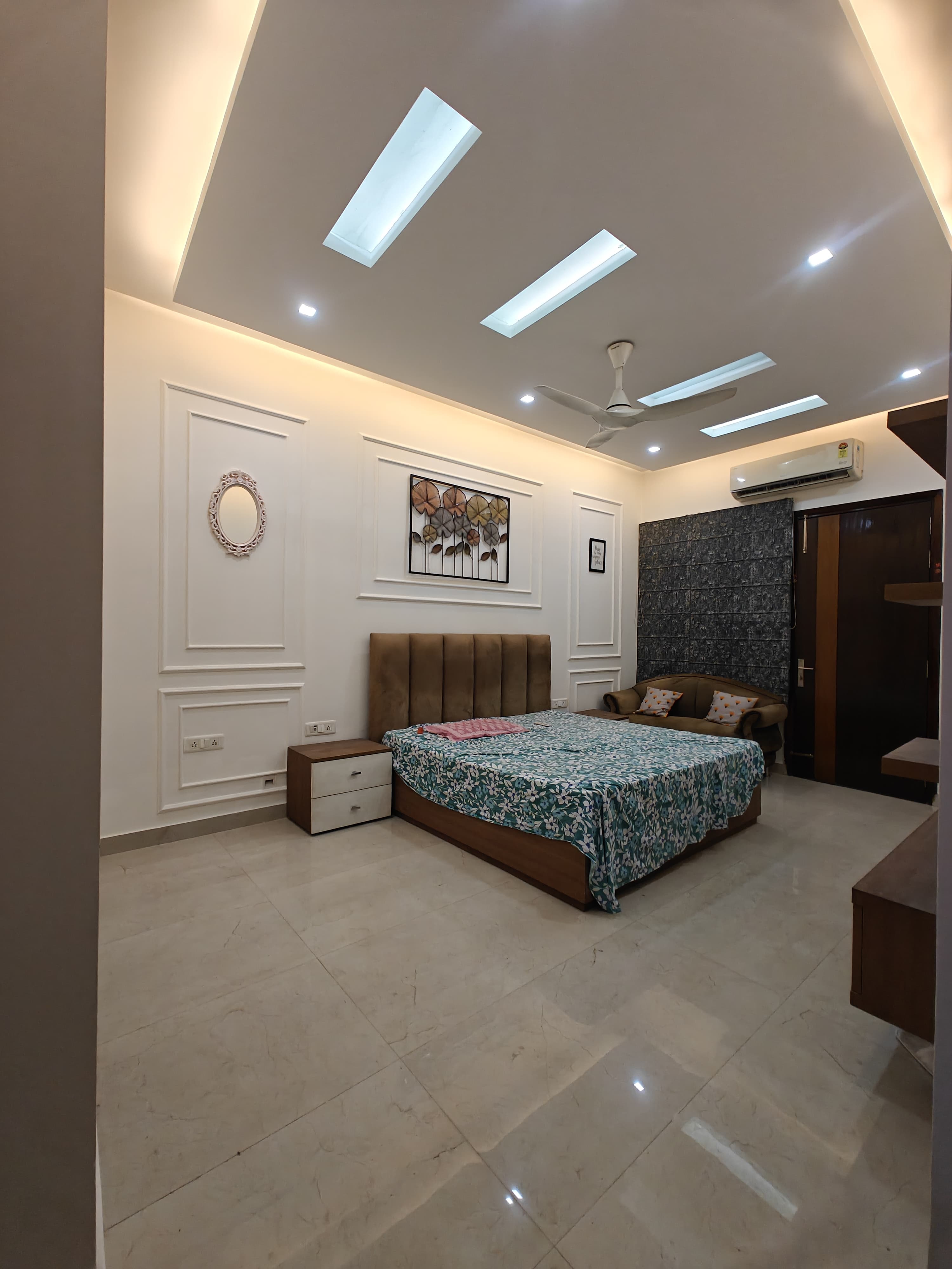 3 BHK + Pooja Room Builder Floor For Rent in SS Southend Floors