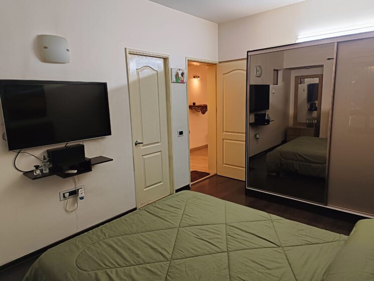 Bathroom, park-valencia 2.5 Bedroom 1500 Sq.Ft. Apartment In Mundhwa Road Pune 9387178