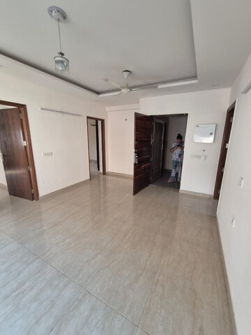 2 BHK Builder Floor For Rent in Unitech Deerwood Chase, Nirvana Country
