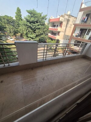 Balcony in 2.5 BHK Builder Floor at Unitech Deerwood Chase, Nirvana Country – for Rent