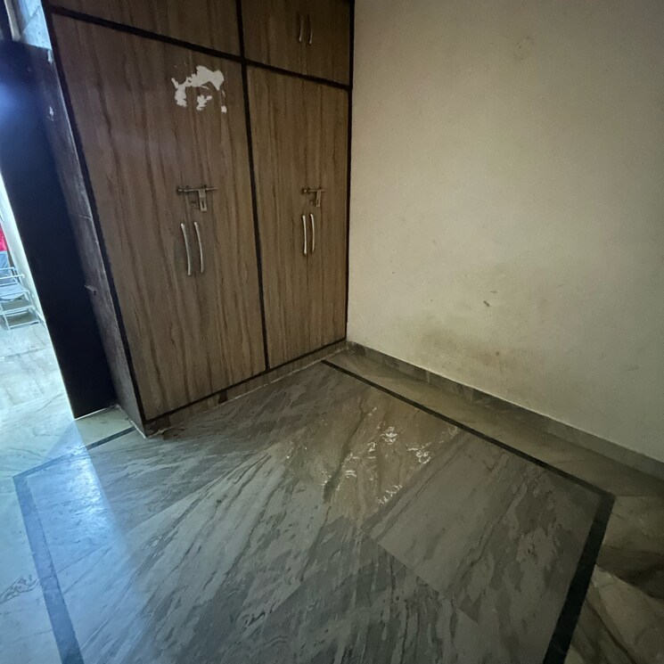 Room, kotla mubarakpur 2 Bedroom 450 Sq.Ft. Builder Floor In Kotla Mubarakpur Delhi 9387218