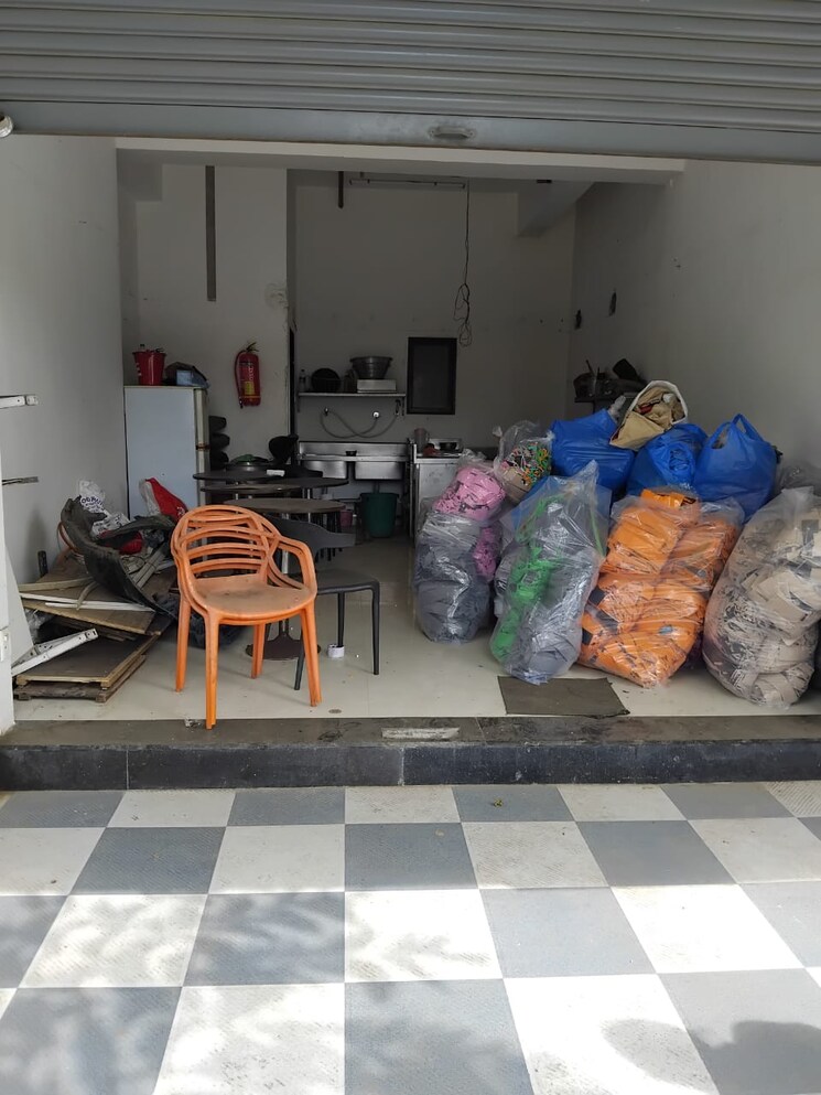 Living Room, vazira Commercial Shop 305 Sq.Ft. In Vazira Mumbai 9387222