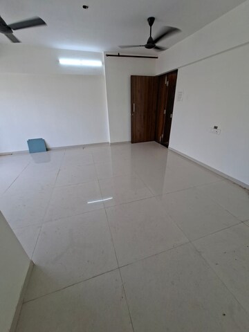 Room in 1 BHK Apartment at Raunak Heights, Ghodbunder Road – for Rent