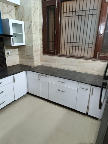 Kitchen in 2 BHK Builder Floor at Patiala Road – for Rent