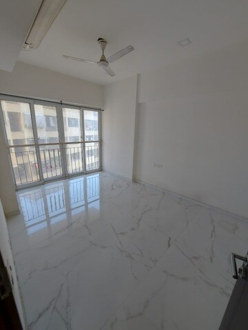 Room in 2 BHK Apartment at Ruparel Ariana, Parel – for Rent