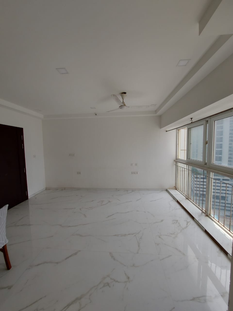 2 BHK Apartment For Rent in Ruparel Ariana