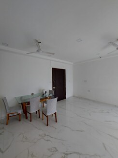 2 BHK Apartment For Sale in LnT Crescent Bay T4