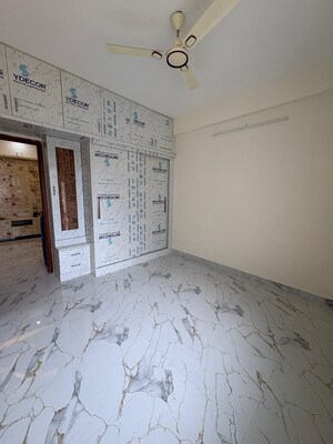 Room in 2 BHK Builder Floor at Hsr Layout – for Rent