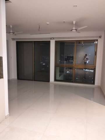 Room in 3 BHK Apartment at Runal Gateway, Ravet – for Rent
