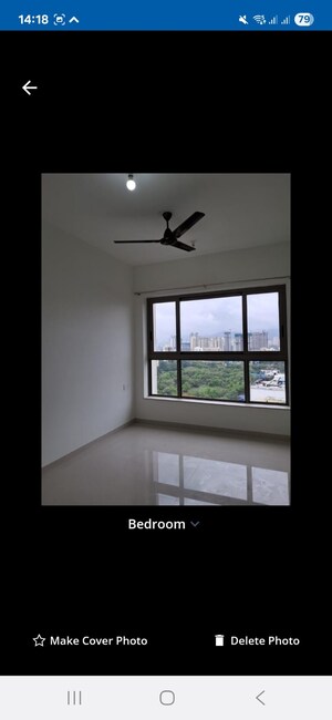Room in 2 BHK Apartment at Kalpataru Paramount, Kapur Bawdi – for Rent