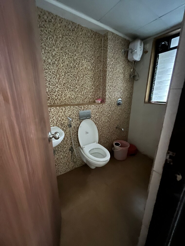 Bathroom, lodha-palava-downtown 1 Bedroom 504 Sq.Ft. Apartment In Dombivli East Thane 9387341